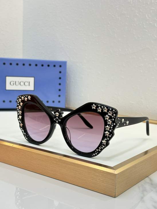Picture of Gucci Sunglasses _SKUfw80238769fw
